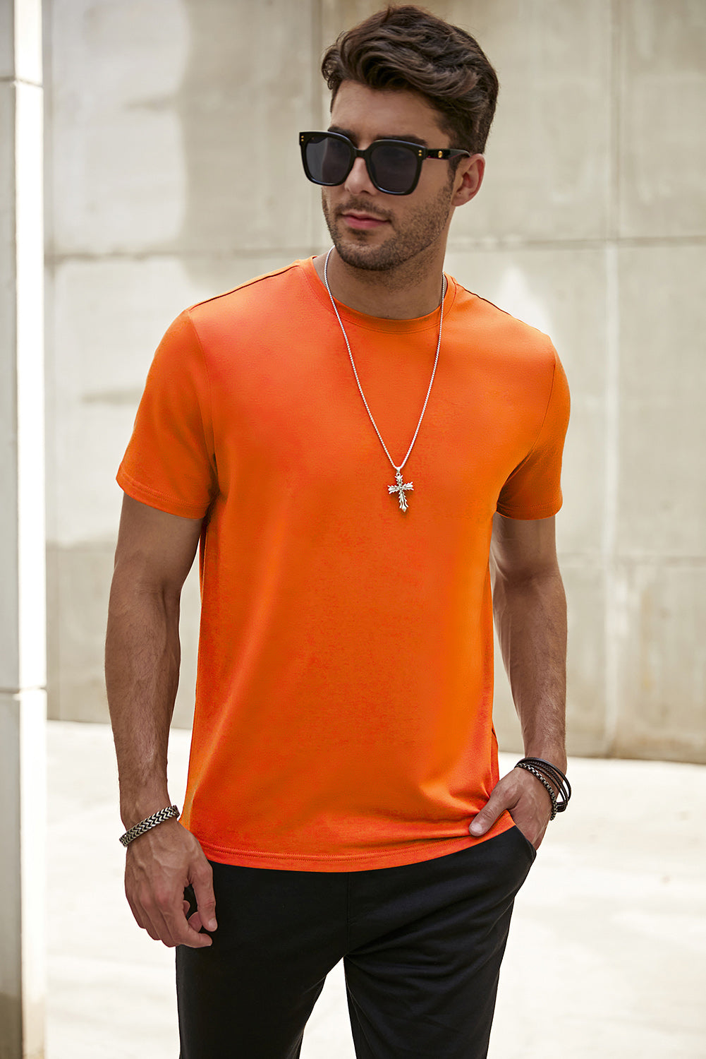Niko Round Neck Short Sleeve Tee