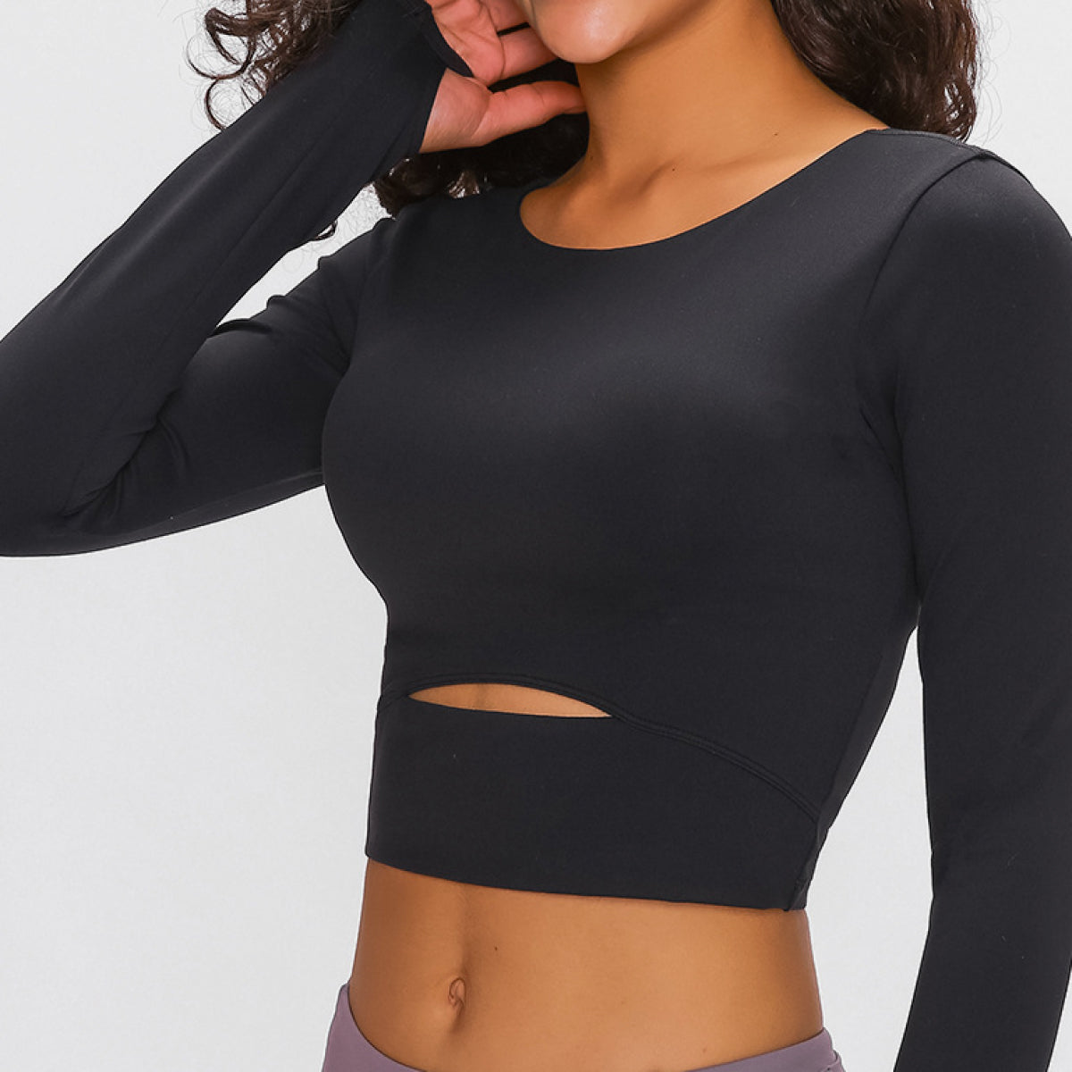 Ami Cropped Sports Top